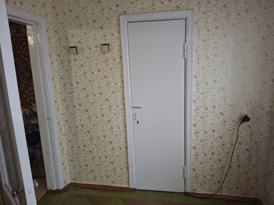 Продам 2 комнатную квартиру АГО 2/5 Верхньодніпровськ