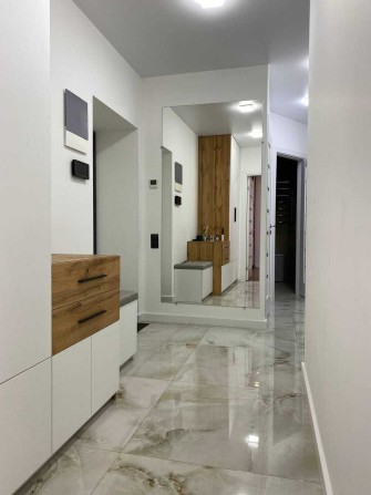 Продам 67 кв.м з ремонтом " Дніпровська Брама " - фото 1