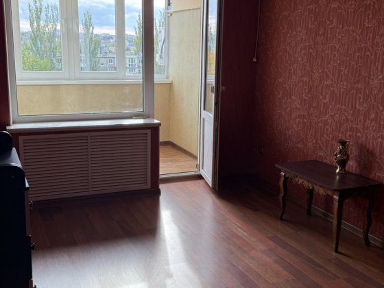 Продам Двухкомнатную квартиру в Ингульском районе ул. Космонавтов 130А Николаев