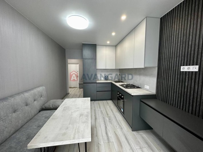 Продаю 2к квартиру с евроремонтом, ЖК Брама-2 - фото 1