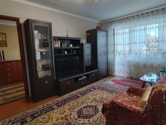 Продаж 2 кім кв в Новогуйвинську з АО Новогуйвиське