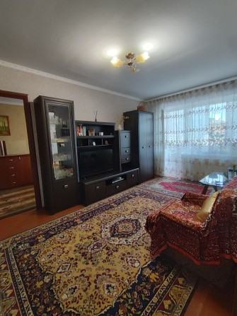 Продаж 2 кім кв в Новогуйвинську з АО - фото 1