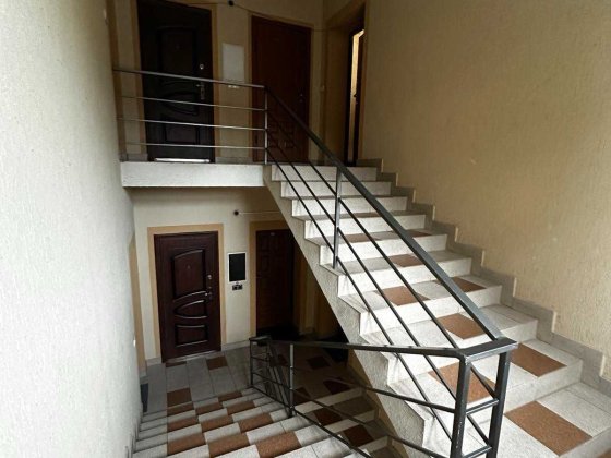 Продається чотирикімнатна квартира у місті Тячів Тячів