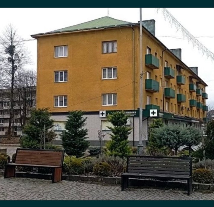 Продається 2х кімнатна квартира в м.Свалява, закарпатська обл. - фото 1