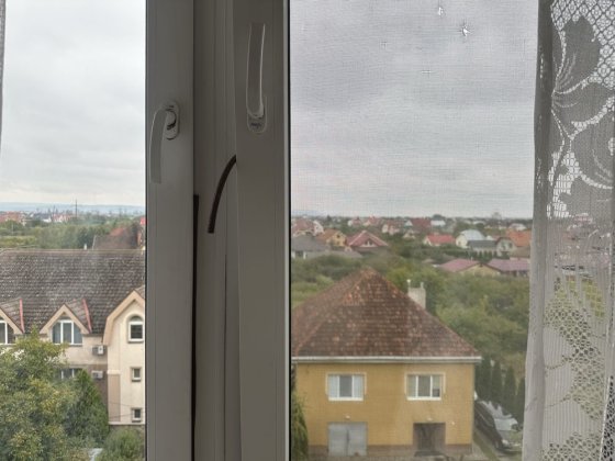 Продається 1 кімнатна простора квартира в Минаі Минай