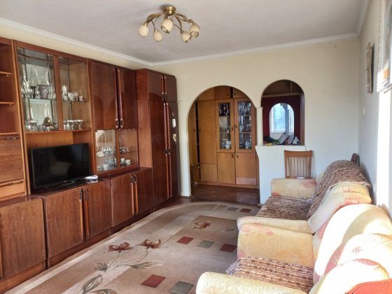 3 кімнатна квартира Я ВЛАСНИК біля Велеса