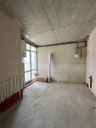 ЗДАНА 3 кім квартира квартира 2 балкони та камін + комора р-н 555Велес - фото 1