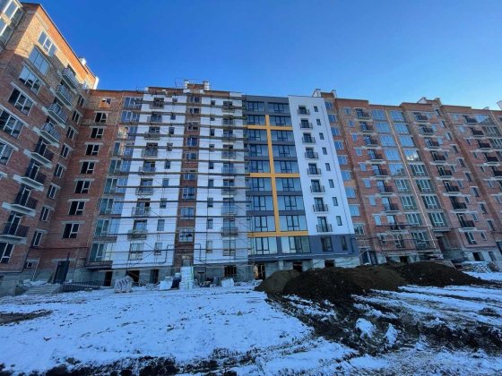 Видова 2к квартира з видом на місто Вовчинець