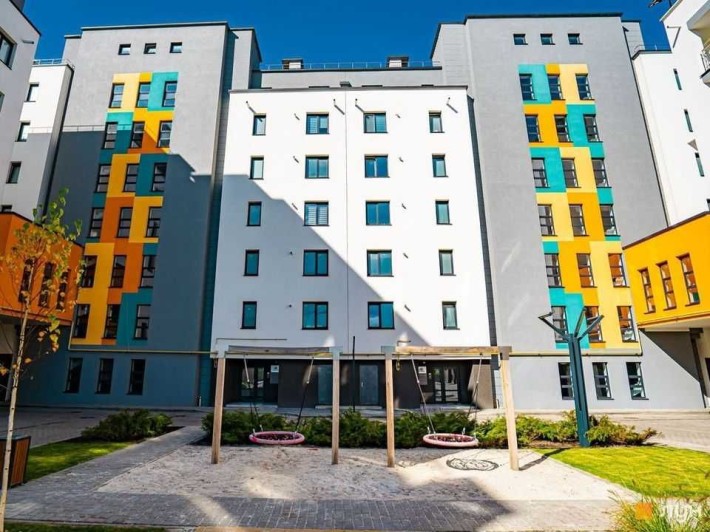 Продам 2кімнатну квартиру 65м2, готова до ремонту.ЖК Краківський - фото 1