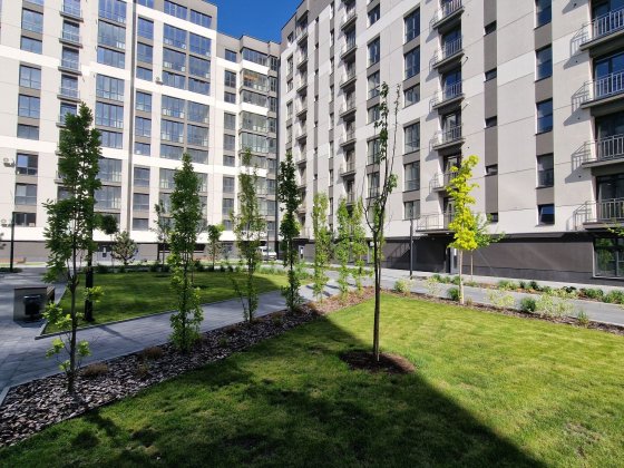 Готова до ремонту,парк Шевченка,  міське озеро 3 поверх Здана Криховцы