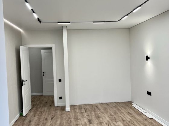 Суперціна 1кім 48м з ремонтом ЖК Міленіум біля озера та парку Крихівці