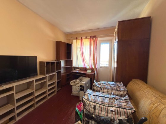 Продається 1-кім.кв., без ремонту, газ-колонка, вул.М.Черемшини Надвірна