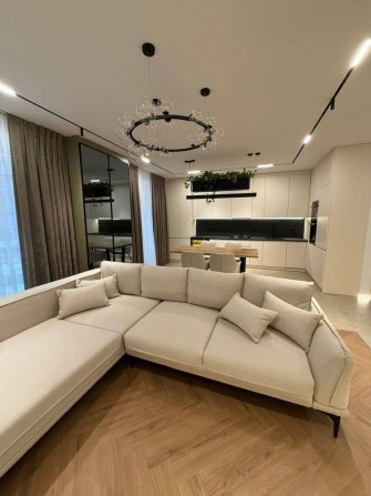 Продається стильна 2-кімнатна квартира в престижному ЖК “Липки” - фото 1