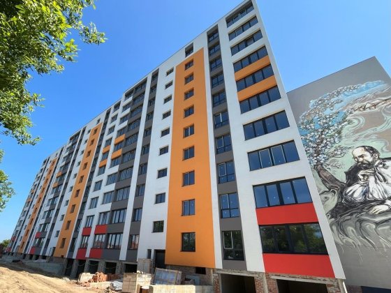 Продаю 1-кімнатну квартиру у ЖК "Вишневому" Микитинці