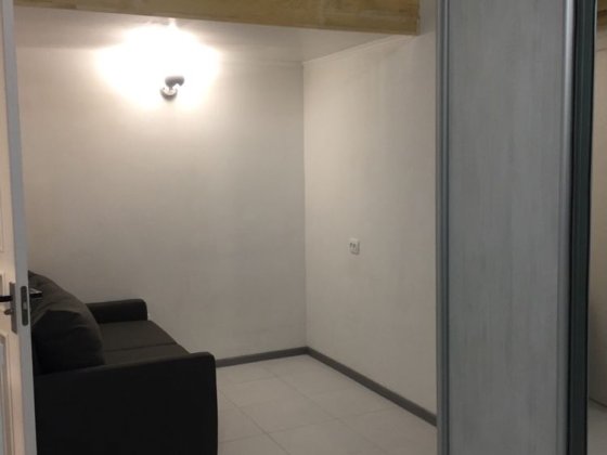 Продам! Смарт квартиру з двориком , Білогородка,17 кв.м Білогородка