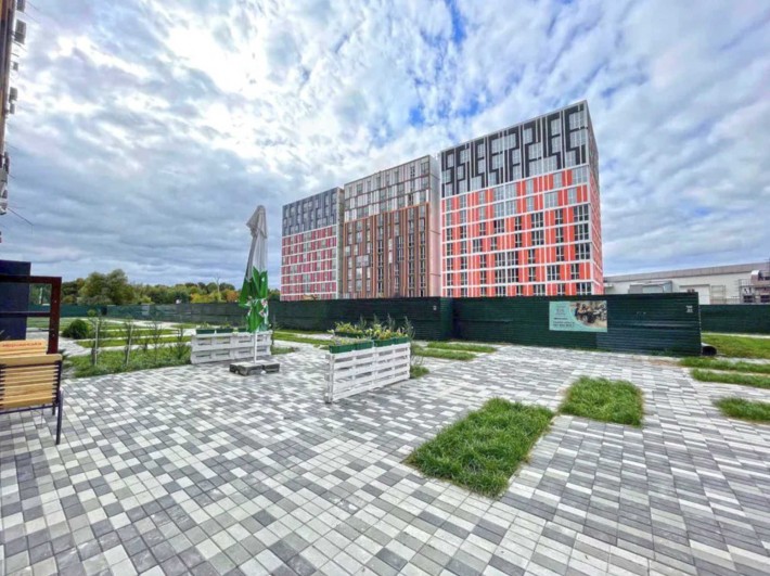 Продам 3-кімнатну 83м2, Крюківщина біля парку та ТРЦ Наше Небо / Новус - фото 1