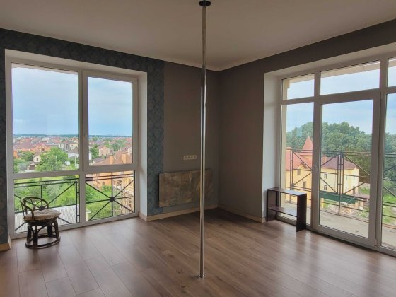 Гатне.Продаю чудову затишну дворівневу квартиру Гатное