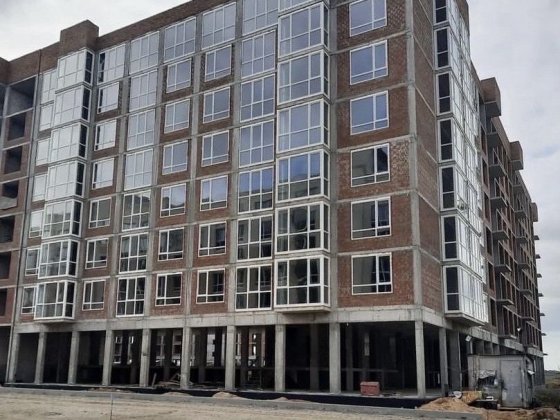 Продам квартиру  42 кВ  в ЖК Петрівський Квартал Святопетровское