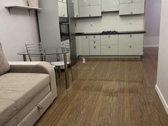 Продаж 1-кімнатної квартири з власним двориком, Святопетрівське Святопетровское