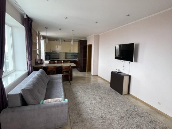 Продаж 3к.квартири з паркомісцем і кладовкою ЖК Петрівський квартал Святопетрівське