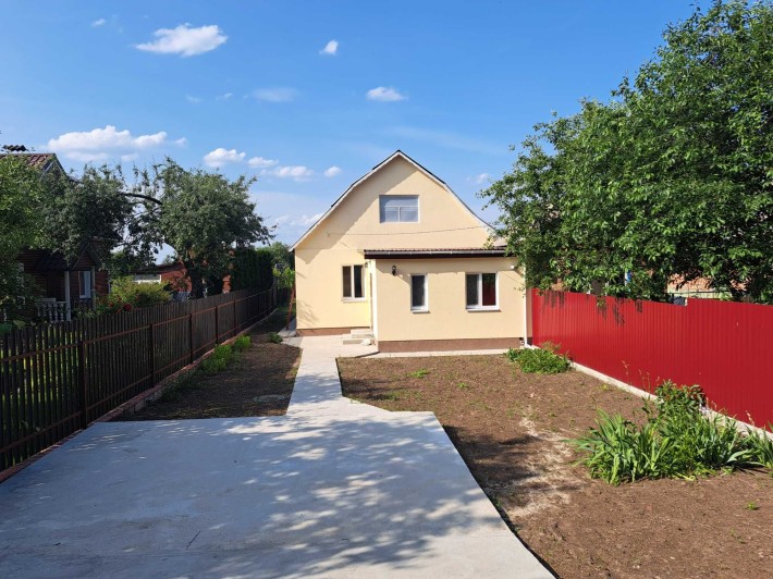 продам житловий будинок у с. Нові Петрівці - фото 1