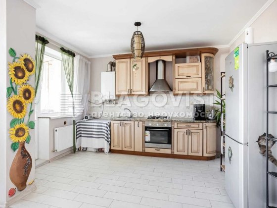 4-кімн. кв. Нові петрівці, двоповерхова Нові Петрівці