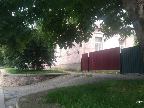 Тараща. Продаж 4кімн.кв 85м.кв в центрі Тараща