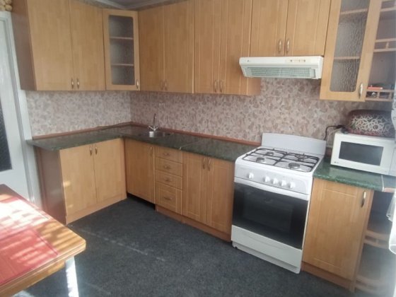 Продам трьохкімнатну квартиру Рокитне