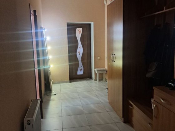 Продається двухкімнатна  квартира в с Макарів Киівська область Макарів