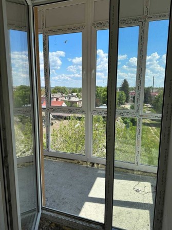 1к квартира 34м2 з балконом/Новобудова/Всі комунікаці підключені/Є газ - фото 1