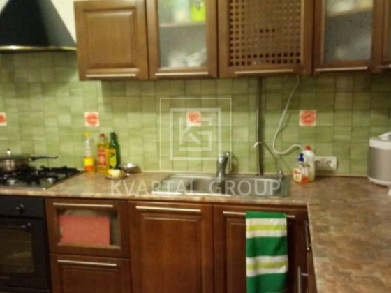 ПРОДАЖ 2 кімнатна квартира у центрі міста . ВСЕ залишається Немішаєве