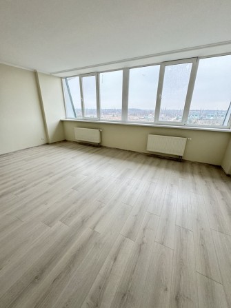 Комфорт починається тут! Велика 1к 56м2 з новим реионтом! - фото 1