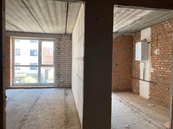 Продаж 1к квартири 43 кв. м на вул. Промислова 9, кв. 12 Хотів