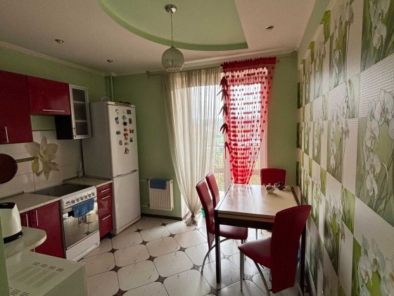 Продаж квартири з меблями і технікою. ЖК Чайка Чайки