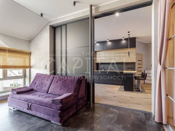 Продаж квартири в с.Хотів, вул. Партизанська, Київська обл. Хотів