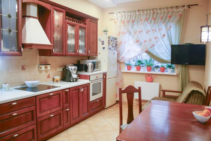 Продам квартиру. Чубинське. 3 окремі кімнати. - фото 1