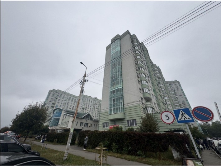 Продаю 1 кім.квартиру поруч з Києвом в новому будинку - фото 1