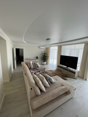 Топовий варіант! 3-кімнатна квартира з повним фаршем! - фото 1