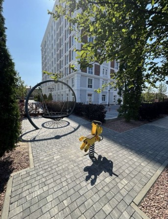 1-кім. простора квартира з ремонтом с.Чайки - фото 1