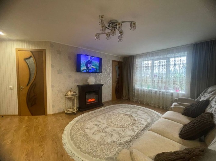 Продаж 4х кімнатної квартири - фото 1