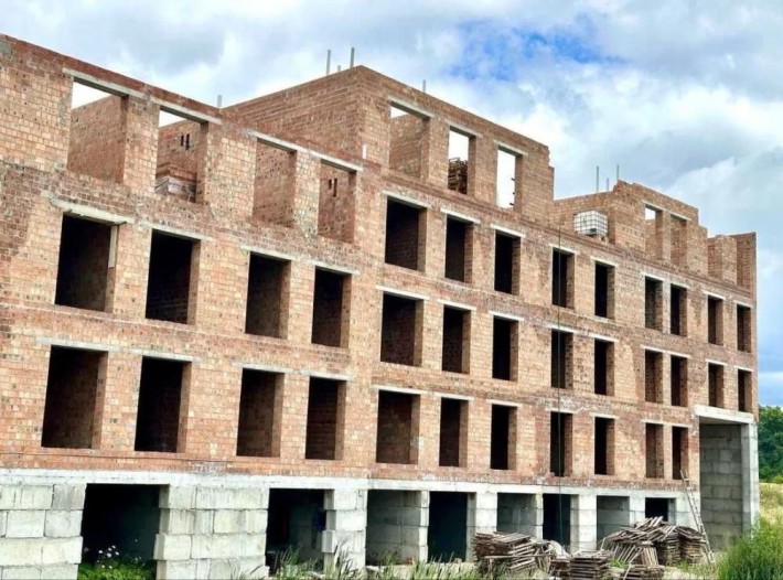 Продається 2 кім квартира 60 кв.м у ЖК Дружній Двір с. Солонка - фото 1