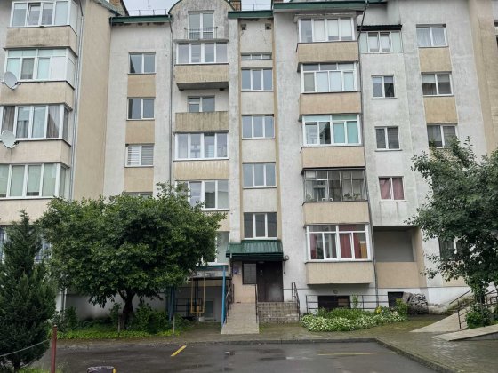 Трикімнатна квартира, заг. пл. 76,3 кв.м. в м. Винники Винники