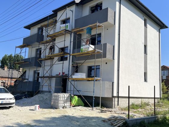 Продам 2 кім в Ст.Рудно Рудное