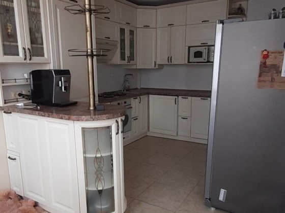 Продам квартиру 81 м2  Брюховичі Брюховичи