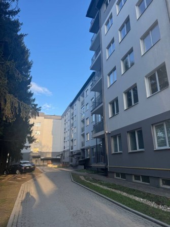 Трьохкімнатна квартира - фото 1