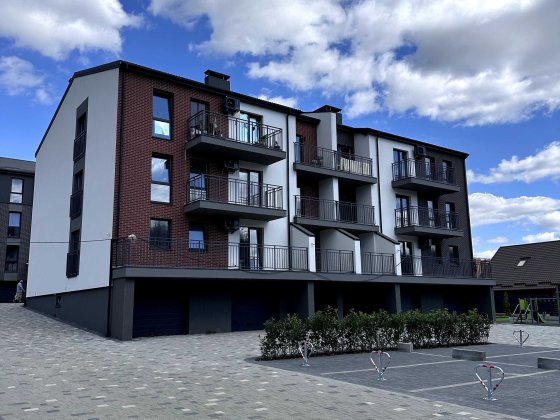 Продаж 1 кімнатна 39 мкв 2 Поверх Винники Львів секція 11 Винники