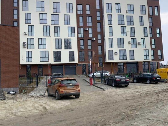 БЕЗ КОМІСІЇ ! Продам 2-кім квартиру, Вілла Зубра Зубра