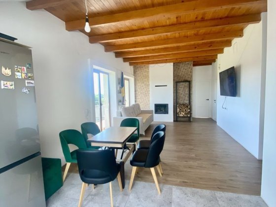 Квартира з ремонтом в центрі Пустомит Пустомити