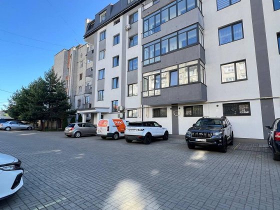 Продається сучасна двохрівнева квартира у місті Пустомити Пустомити