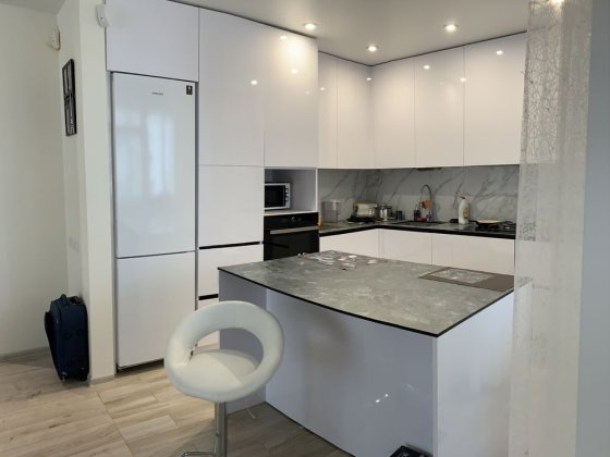 Чотирикімнатна квартира для сім'ї біля школи у Винниках Винники